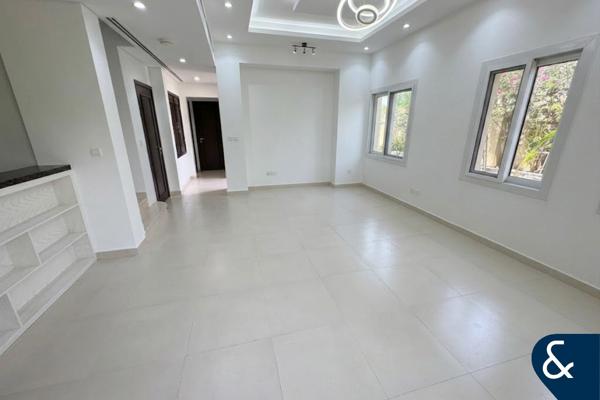 Converted 4 Bed | End Unit | Available Now